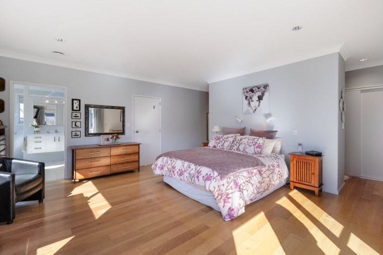 Photo of property in 25 Contour Avenue, Pyes Pa, Tauranga, 3112