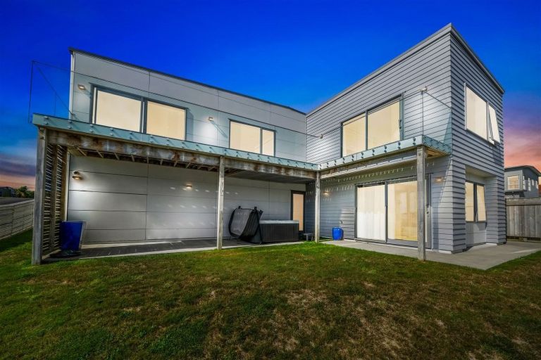 Photo of property in 76 John Burke Drive, Aotea, Porirua, 5024