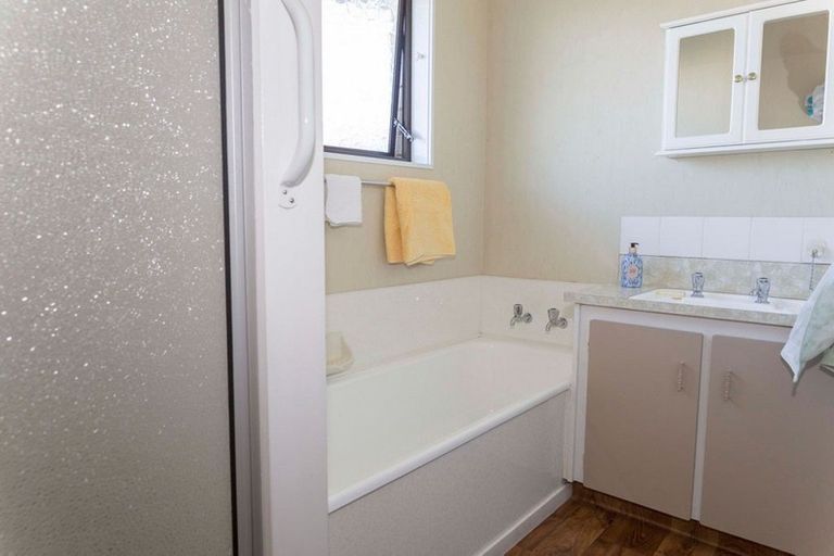 Photo of property in 14 George Street, Dannevirke, 4930