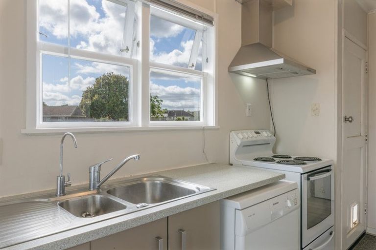 Photo of property in 17 Leather Street, Huntly, 3700