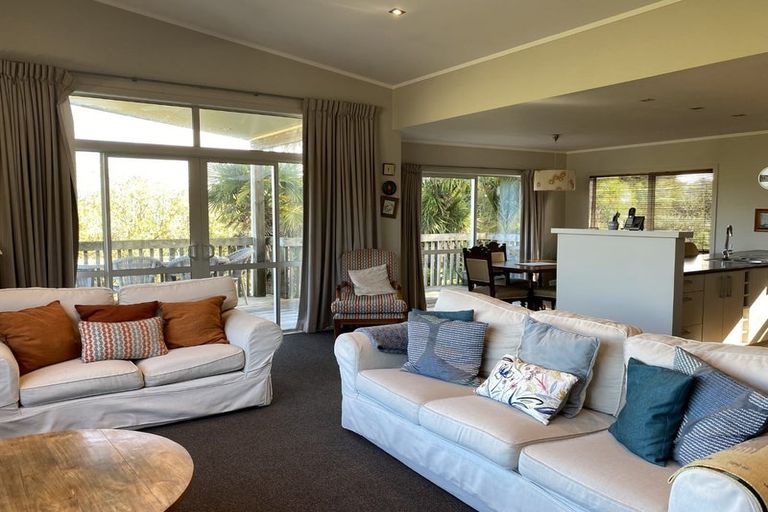 Photo of property in 30 Waimahanga Road, Onerahi, Whangarei, 0110