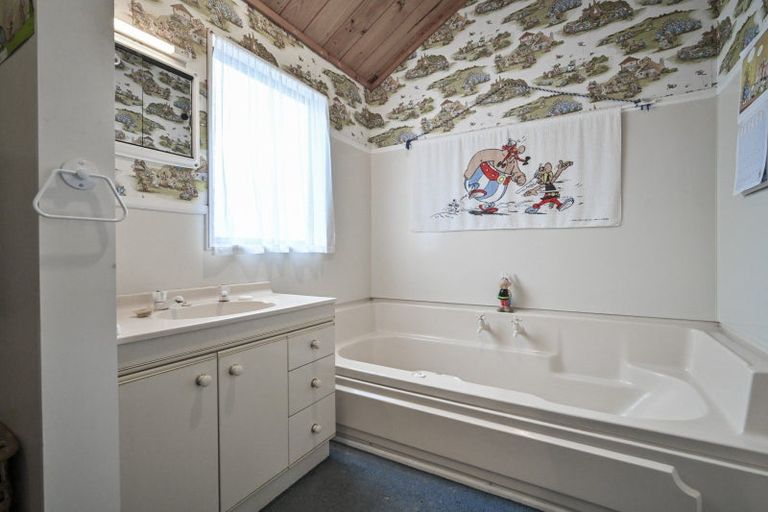 Photo of property in 108 Harper Road, Waimarama, Havelock North, 4294