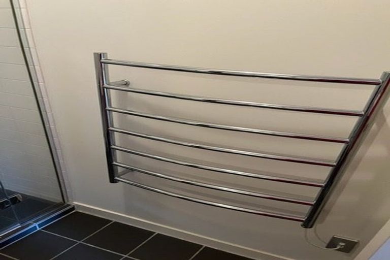 Photo of property in Montreaux, 164 The Terrace, Wellington Central, Wellington, 6011