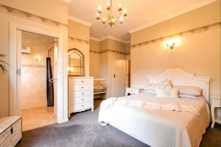 Photo of property in 18 Tomoana Road, Mahora, Hastings, 4120