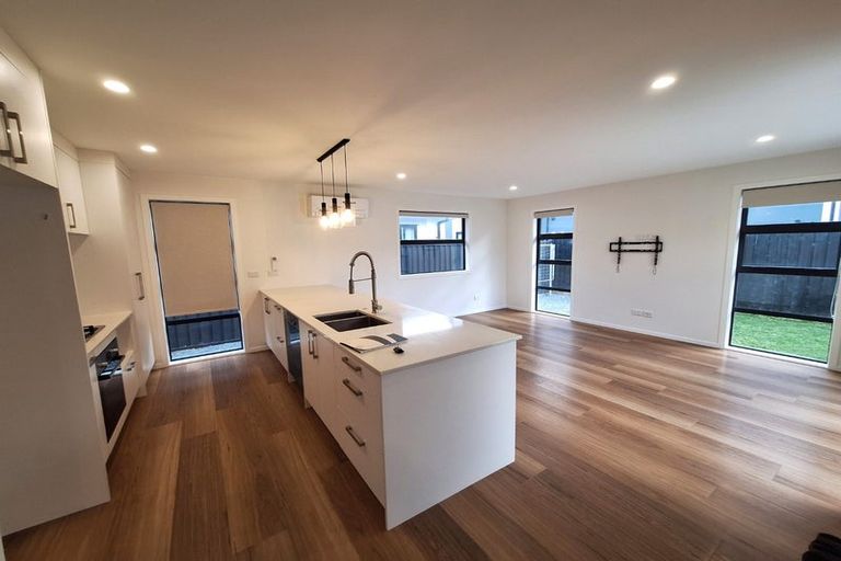 Photo of property in 20 Castletown Street, Wallaceville, Upper Hutt, 5018