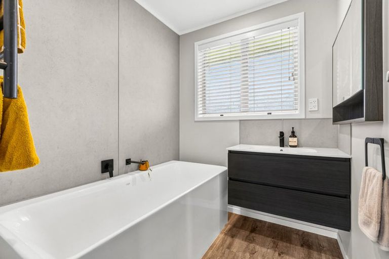 Photo of property in 39 Seales Road, Morrinsville, 3300