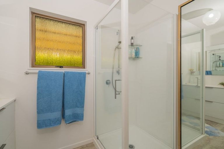 Photo of property in 1-3 Koutunui Road, Athenree, Katikati, 3177