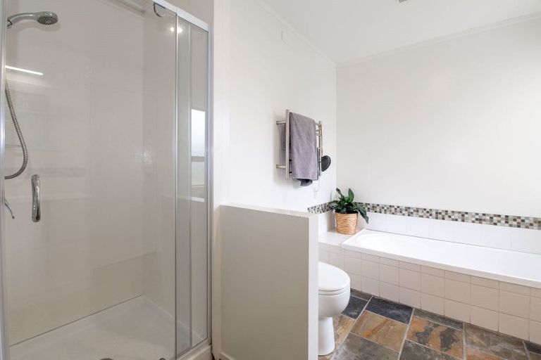 Photo of property in 21 Kahurangi Drive, Lynmore, Rotorua, 3010