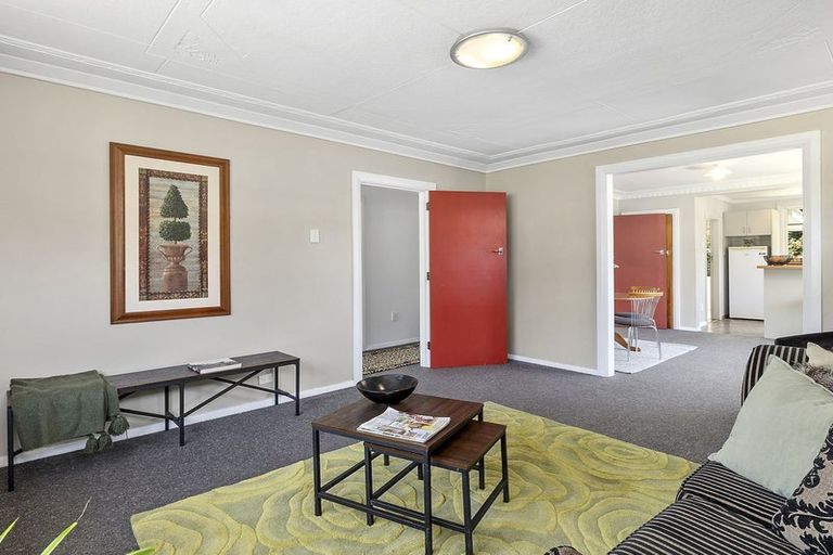 Photo of property in 10 Bonnington Street, Normanby, Dunedin, 9010