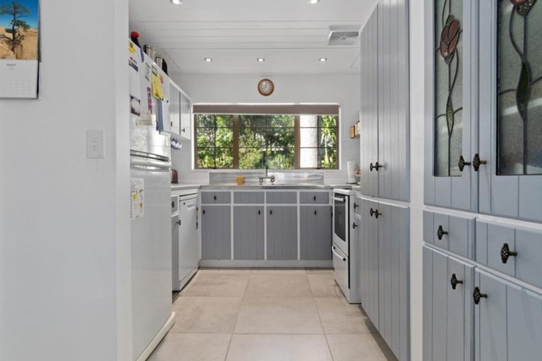 Photo of property in 52a Resolution Road, Welcome Bay, Tauranga, 3112