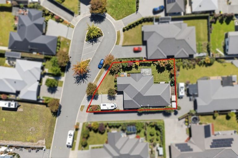 Photo of property in 12 Amy Place, Rangiora, 7400