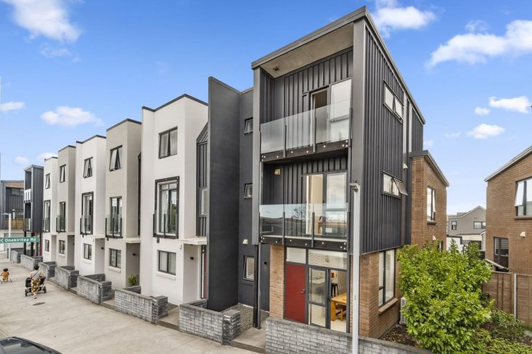 Photo of property in 180 Hobsonville Point Road, Hobsonville, Auckland, 0616