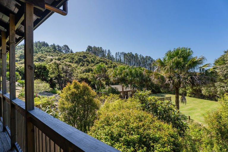 Photo of property in 1220f Te Rerenga Kuaotunu Road, Kuaotunu West, Whitianga, 3592