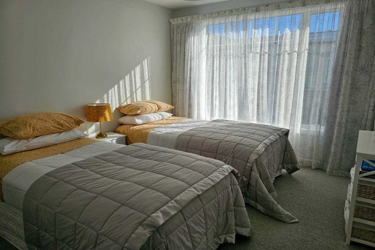 Photo of property in 17a West Avenue, Saint Clair, Dunedin, 9012