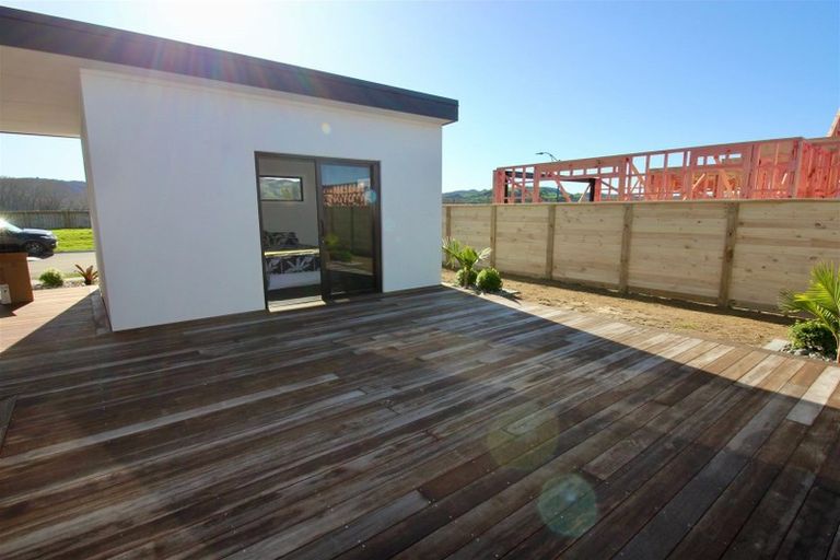 Photo of property in 251 Kupe Drive, Whitianga, 3510