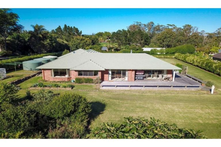 Photo of property in 6 Pickmere Lane, Kerikeri, 0230