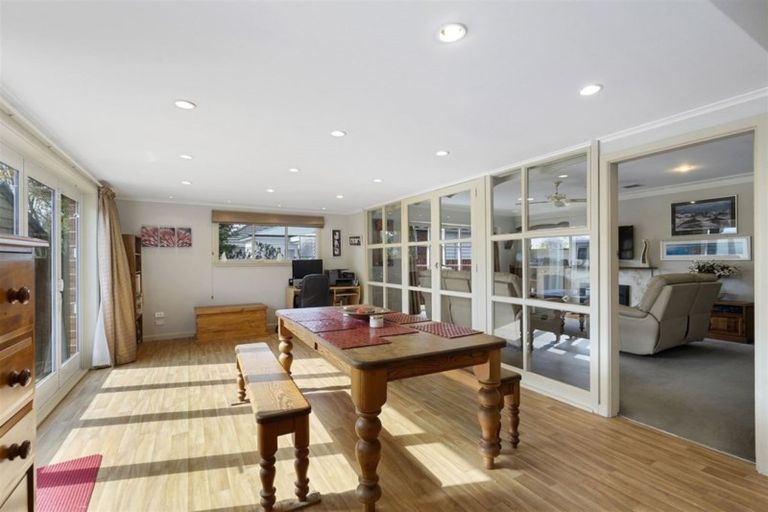 Photo of property in 225 Innes Road, St Albans, Christchurch, 8052