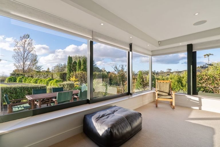 Photo of property in 265 Trig Road, Whitford, Howick, 2571