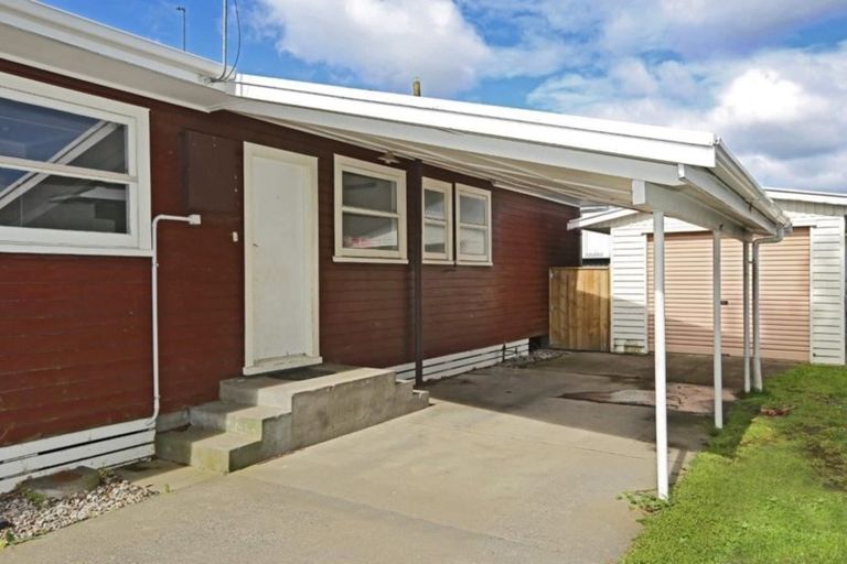 Photo of property in 910 Freyberg Street, Raureka, Hastings, 4120