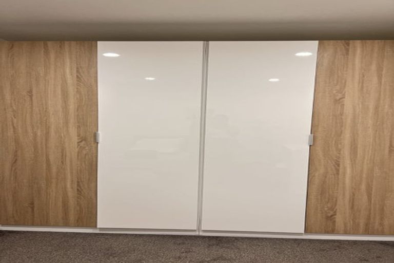 Photo of property in 21 Gala Place, Henderson, Auckland, 0612