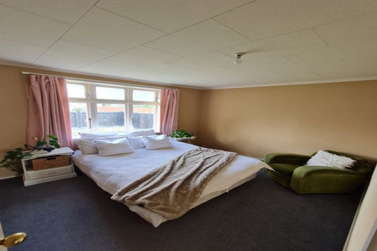 Photo of property in 47 Burns Avenue, Takaro, Palmerston North, 4412