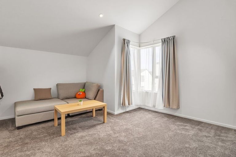 Photo of property in 6 Manahau Lane, Flat Bush, Auckland, 2019