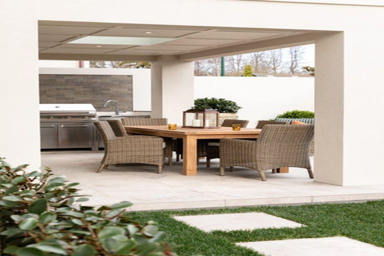 Photo of property in 5 Brianna Place, Karaka, 2113