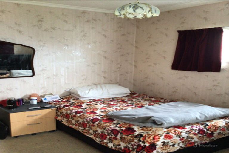 Photo of property in 16 Shearman Street, Waimate, 7924