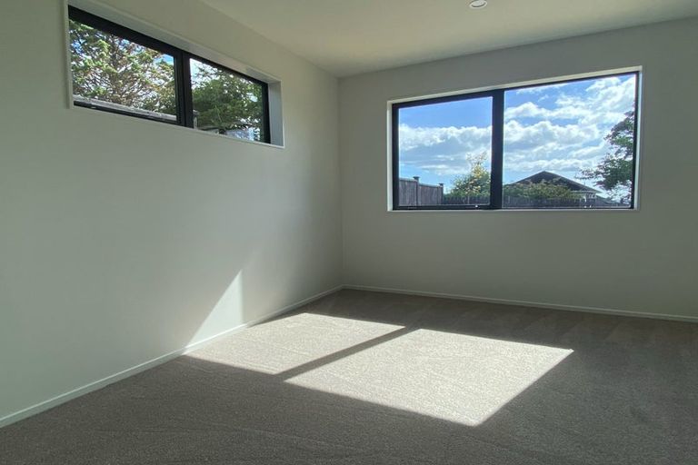 Photo of property in 31b Weldene Avenue, Glenfield, Auckland, 0629