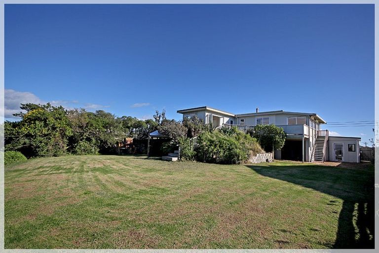 Photo of property in 31 Nelson Street, Foxton Beach, Foxton, 4815