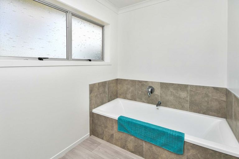 Photo of property in 1/19 Snell Avenue, Papakura, 2110