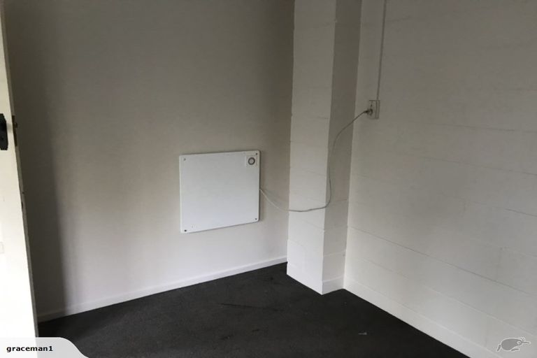 Photo of property in 28b Hillcrest Road, Papatoetoe, Auckland, 2025