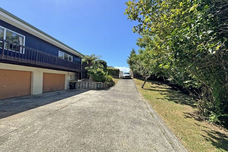 Photo of property in 25 Porritt Avenue, Chatswood, Auckland, 0626