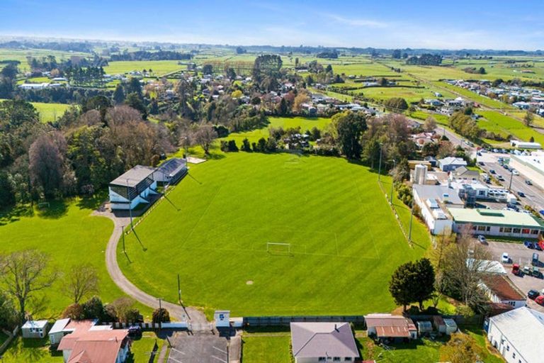 Photo of property in 4 Preston Street, Eltham, 4322