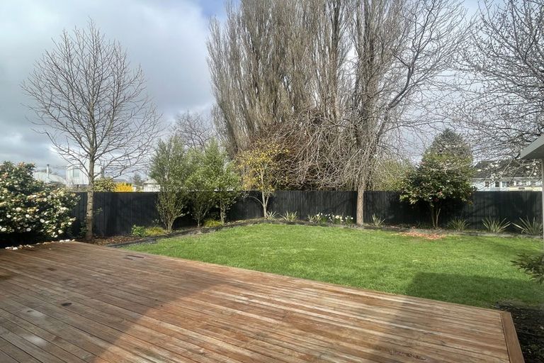 Photo of property in 33 Westholme Street, Strowan, Christchurch, 8052