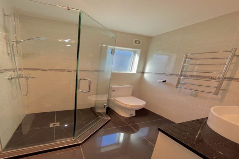 Photo of property in 676a East Coast Road, Pinehill, Auckland, 0630