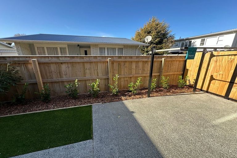 Photo of property in 3e Scanlen Terrace, Kelston, Auckland, 0602