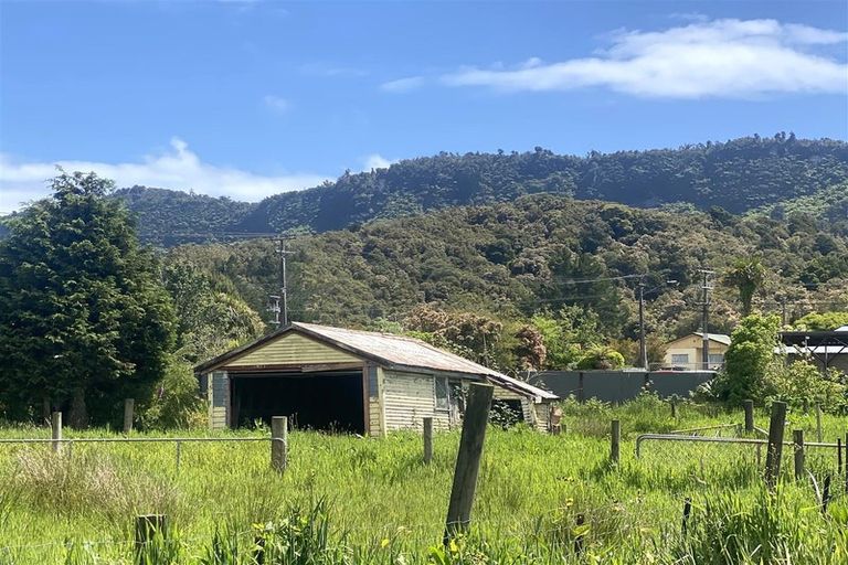 Photo of property in 11 Ranfurly Street, Runanga, 7803