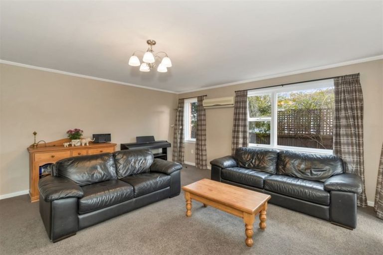 Photo of property in 130 Blackett Street, Rangiora, 7400