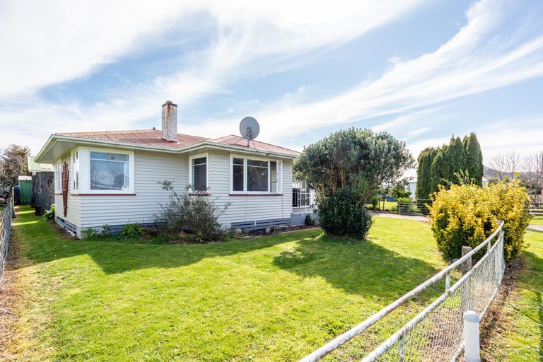 Photo of property in 7 Rawiri Tamanui Place, Whatatutu, Te Karaka, 4094