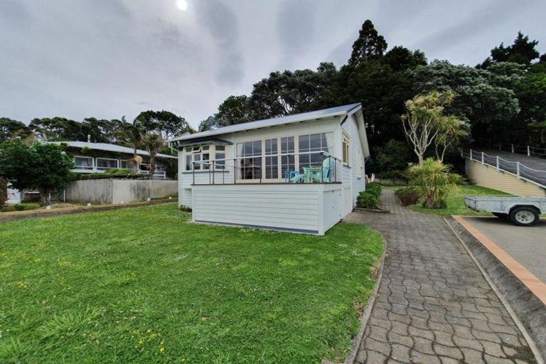 Photo of property in 83 Norwood Road, Bayswater, Auckland, 0622
