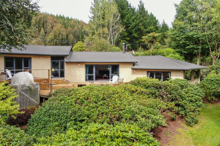 Photo of property in 15 Reid Road, Herbert, Oamaru, 9495