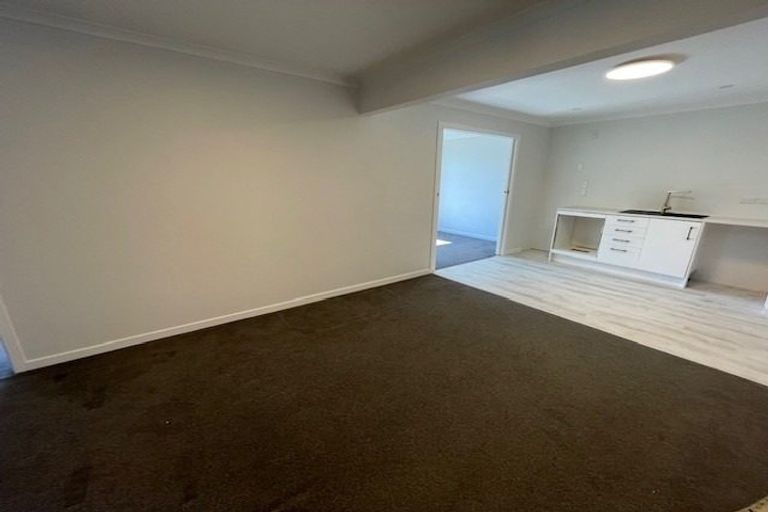 Photo of property in 41 Eskdale Road, Papakowhai, Porirua, 5024