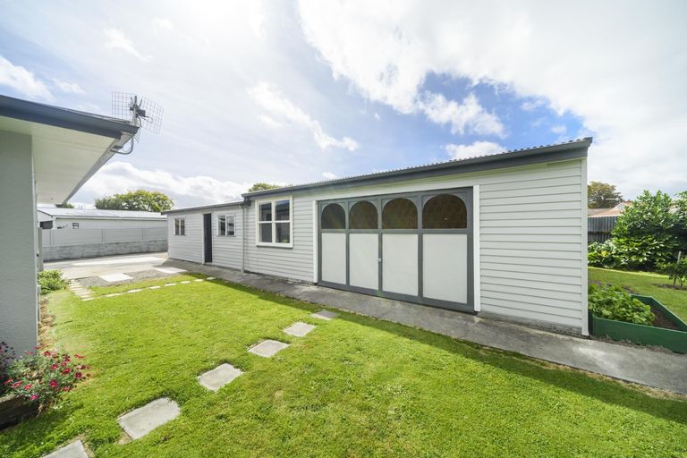 Photo of property in 10 Rimu Place, Cloverlea, Palmerston North, 4412