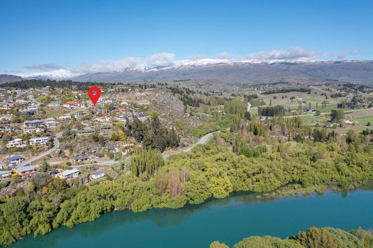 Photo of property in 16 Hawkdun Place, Bridge Hill, Alexandra, 9320