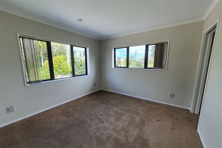 Photo of property in 813 Te Atatu Road, Te Atatu Peninsula, Auckland, 0610