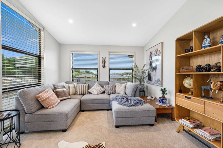 Photo of property in 45 Golf Vue Place, Castlecliff, Whanganui, 4501