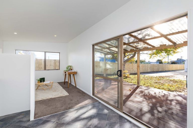 Photo of property in 76 Shortland Street, Wainoni, Christchurch, 8061