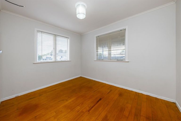Photo of property in 40 Cosgrave Road, Papakura, 2110