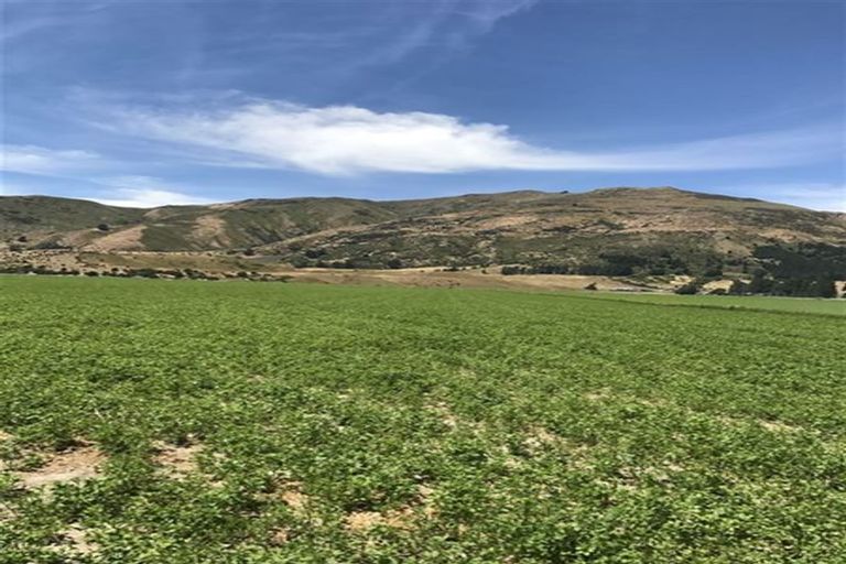 Photo of property in 180 Gladstone Road, Lake Hawea, Wanaka, 9382